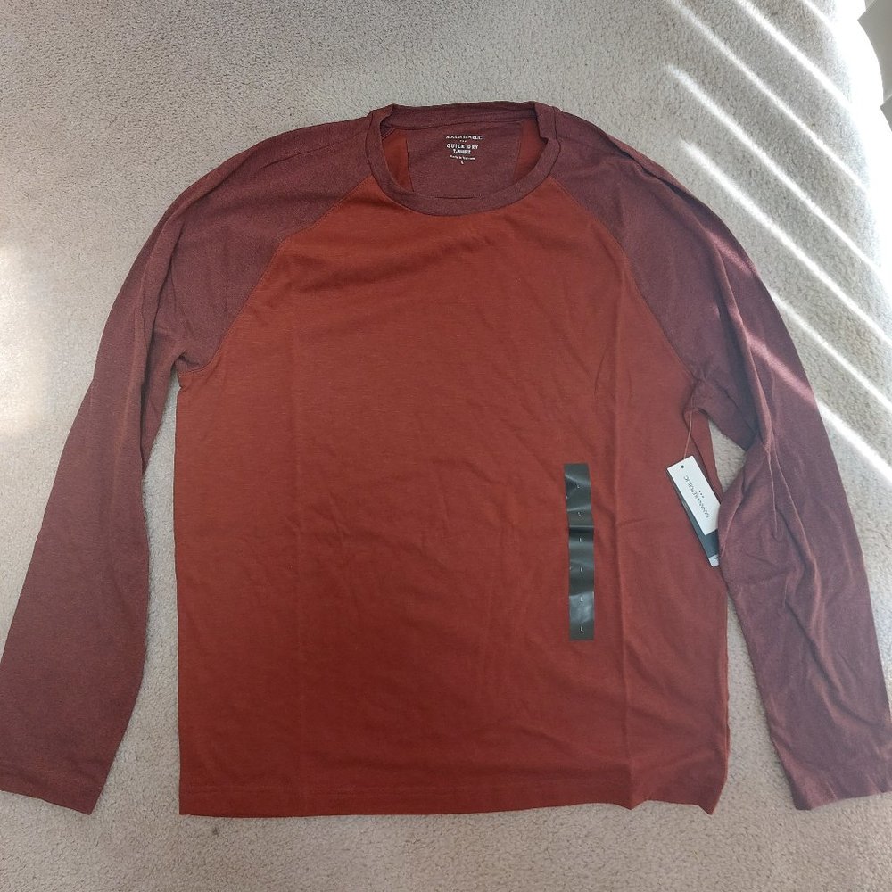 NEW Banana Republic Factory Long Sleeve t shirt Men's Size L RED